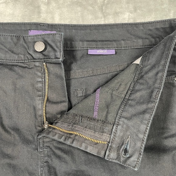 NYDJ Ankle Pants Black Size 12 Womens Slimming Stretch Technology - Picture 11 of 13